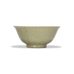 A RARE CARVED LONGQUAN CELADON ‘FLORAL’ BOWL