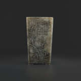 A RARE SMALL IMPERIALLY INSCRIBED MOTTLED GREY AND BLACK JADE SQUARE BRUSH POT - photo 5