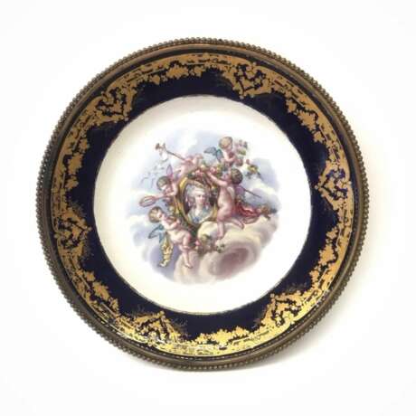 Sevre style earthenware decorative dish - photo 1