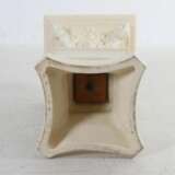 Glazed ceramic pedestal - photo 3