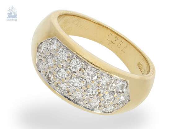 Ring: solider und dekorativer Brillant-Goldschmiedering von Wempe, Handarbeit aus 18K Gold, ca. 1ct Brillanten - фото 2