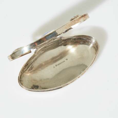 Silver snuffbox. - фото 3