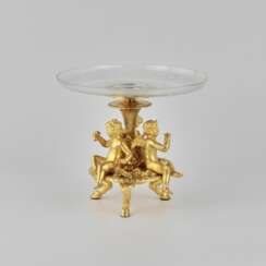 Delicate fruit vase of Napoleon III period. ES CALIER DE CRISTAL PARIS