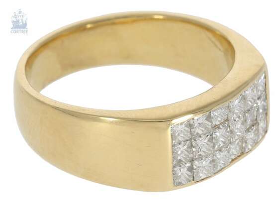 Ring: solider vintage Goldschmiedering mit hochfeinen Diamanten im Caree-Cut, 1,5ct, Handarbeit aus 18K Gold - photo 2
