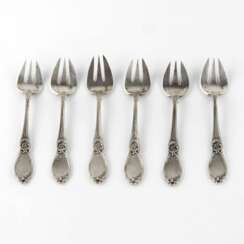 Set of six silver oyster forks. France.