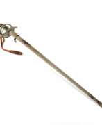 Waffen. Shaped sword with a steel hilt and scabbard.