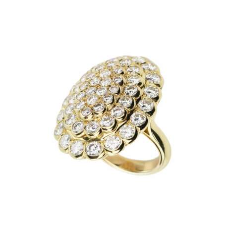 18K yellow gold ring with diamonds. - фото 2