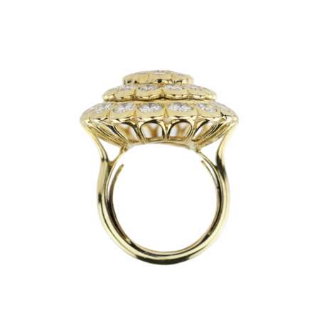 18K yellow gold ring with diamonds. - фото 5