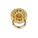 18K yellow gold ring with diamonds. - фото 6