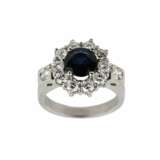 18k gold ring with diamonds and natural sapphire. - photo 1