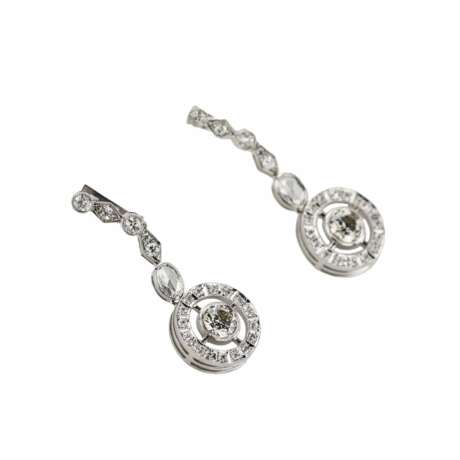 White gold 18 К earrings with diamonds. - Foto 4