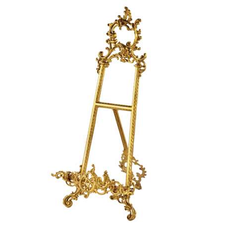 Table easel in gilded bronze in the Rococo style. - photo 3