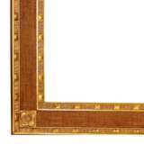 Gilded, wooden frame in the style of a directory. Early 20th century. - Foto 2