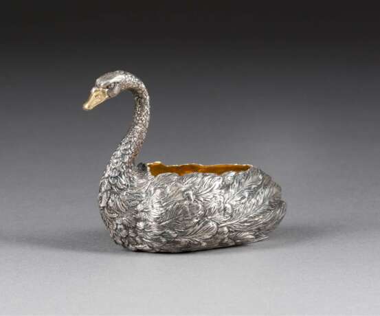 A SILVER SALT IN THE FORM OF A SWAN - photo 1