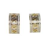 Ribbon, semicircular, two-tone gold earrings, 750 assay value, with diamonds. 13.28 gr. - Foto 1