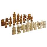 A beautiful set of Chinese ivory chess pieces. The turn of the 19th-20th centuries. - фото 2