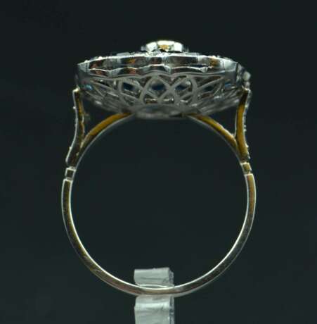 Platinum art-deco style ring with diamonds and sapphires Platinum Other style 21th century - photo 3