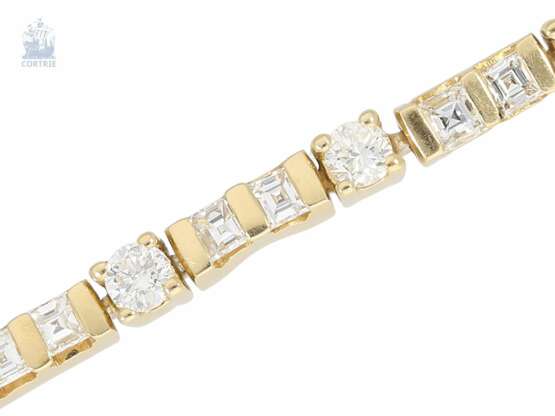 Armband: modernes, attraktives Diamant-Goldschmiedearmband, ca. 2,96ct, solide Handarbeit aus 18K Gold - Foto 2