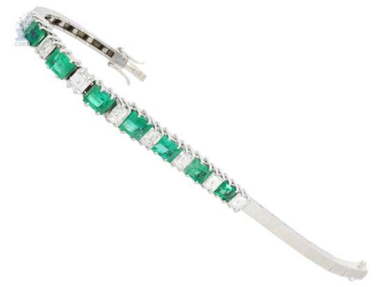 Armband: ehemals sehr teures Smaragd/Diamant-Armband, ca. 5,55ct, Goldschmiedearbeit, 70er Jahre - photo 2