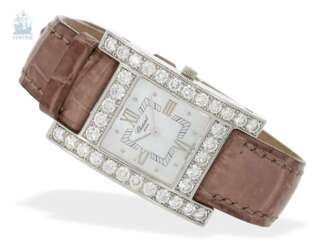 Armbanduhr: elegante und äußerst hochwertige Luxus-Damenuhr der Marke Chopard "YOUR HOUR" mit hochwertigstem Brillantbesatz, 18K Weißgold, Ref. 13/6621