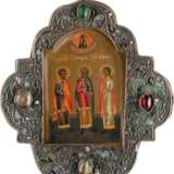 A SILVER-MOUNTED CLOISONNÉ ENAMEL BREAST ICON SHOWING STS. SAMON, GURI AND AVIV - фото 1