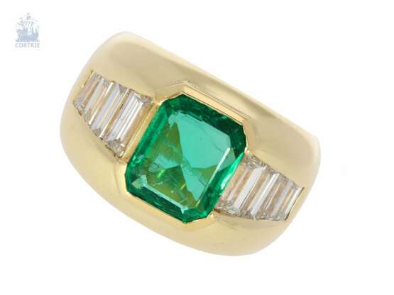 Ring: massiver und ehemals sehr teurer Smaragd/Diamant-Goldschmiedering, wunderschöner und leuchtend grüner, sehr wertvoller Smaragd von ca. 3ct, Herkunft Columbien - фото 1