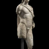 A ROMAN LIMESTONE FIGURE OF ANTINOUS - Foto 3