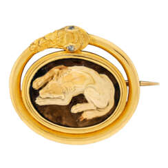 A ROMAN AGATE CAMEO WITH A DOG