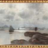 Brandt, Carl (1872-1930 Schweden) "Seenlandschaft mit Segelbooten", Pastell, sign. u.r. und dat. 1906, 63x109 cm, hinter Glas und Rahmen - photo 1