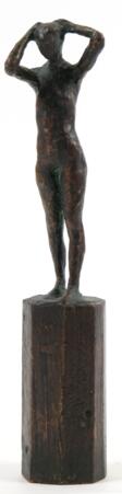 Jastram, Thomas (geb. 1959 in Rostock) &amp;quot;Stehender Frauenakt&amp;quot;, Bronze, braun patiniert, monogr. &amp;quot;THJ&amp;quot;, Ges.-H. 20 cm (Th. Jastram schloß 1985 sein Studium an der Hochschule für Bildende… - Maintenant aux enchères