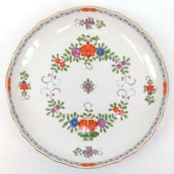 Meissen-Kuchenteller, Indische Blumenmalerei, polychrom mit Kupferfarben und Goldrand, Neuer Ausschnitt, 1. Wahl, Dm. cm