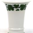 Meissen-Kratervase, Weinlaub, 1. Wahl, H. 9,5 cm - Prix ​​des enchères