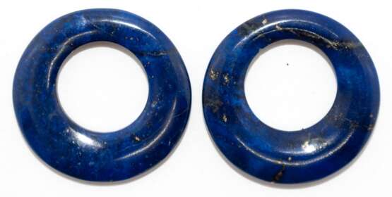 Paar Lapislazuli-Creolen-Einhänger, Juwelier Wilm/Hamburg, Ges.-Gew. 9,2 g, Dm. 2,9 cm - photo 1