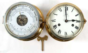 Schiffsuhr und -Barometer, Schatz, je im Messinggehäuse, Uhr, Royal Mariner, Deutschland 20. Jh., mit Schlüsselaufzug, funktionstüchtig, Barometer mit Thermometeranzeige, Gebrauchspuren, je H. 9 cm, Dm. 18 cm