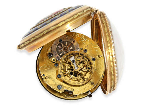Taschenuhr: äußerst attraktive Gold/Emaille-Spindeluhr mit Lupenmalerei und zusätzlichem Pfauenaugen-Paillonne Emaille, bedeutender Uhrmacher, Freres Esquivillon & Dechoudens a Geneve, ca. 1780 - Foto 2