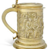 GRAND TANKARD ALLEMAND EN VERMEIL - photo 1