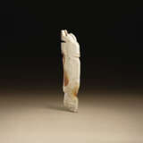 A JADE CROWNED FIGURE - photo 1