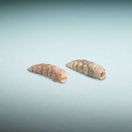 TWO JADE CARVINGS OF HAWK MOTH PUPAE - фото 1