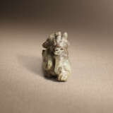 A JADE CARVING OF A BIXIE AND WINGED IMMORTAL - photo 3