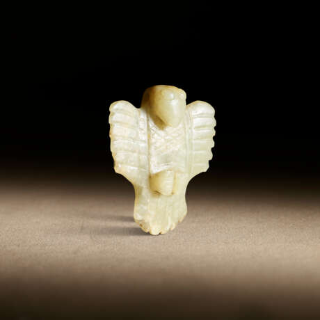 A CELADON JADE BIRD - photo 3