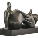 HENRY MOORE (1898-1986) - photo 6