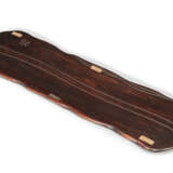 A JAPANESE CARVED HONGMU LEAF-FORM TRAY - Foto 2