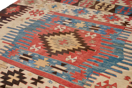 A CAPPADOCIAN KILIM - фото 4