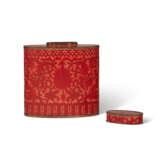 A GROUP OF THREE FRENCH CLOISONNE CANISTERS - Foto 6