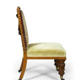 AN ASSEMBLED SET OF THREE EARLY VICTORIAN OAK SIDE CHAIRS - photo 4