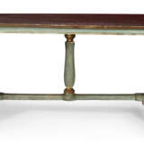 A NORTH EUROPEAN GREY AND RED-PAINTED AND PARCEL-GILT CENTER TABLE - Foto 1