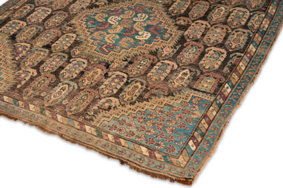 A CHILA LONG RUG - photo 3