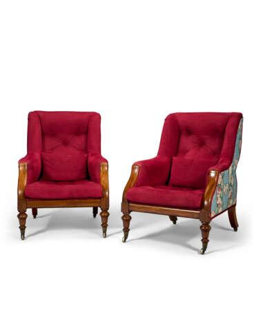 A PAIR OF EARLY VICTORIAN MAHOGANY LIBRARY CHAIRS - фото 1