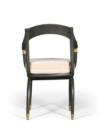 A CONSULAT BRONZED AND PARCEL-GILT FAUTEUIL - фото 4