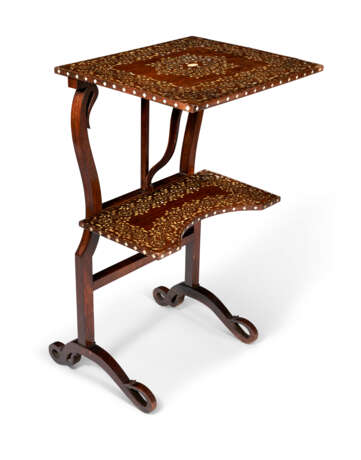 AN ANGLO-INDIAN BRASS AND MOTHER-OF-PEARL INLAID INDIAN ROSEWOOD OCCASIONAL TABLE - фото 1